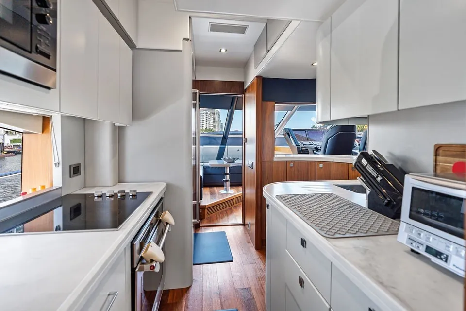 Sea Zar, 2019 Sunseeker 86 Yacht, photo 139