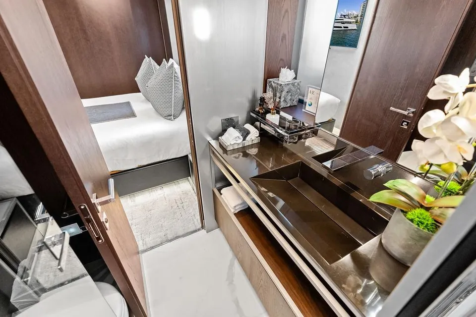 Alter Ego, 2018 Ferretti 850, photo 62