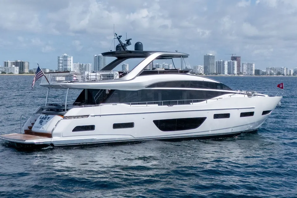 Lady M, 2020 Princess Y85, photo 9