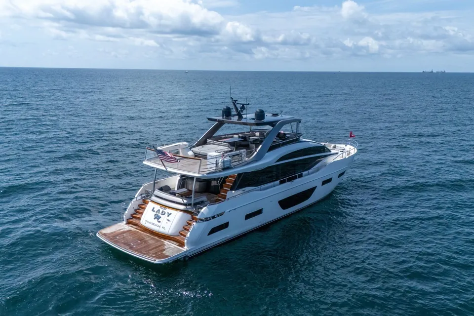 Lady M, 2020 Princess Y85, photo 13