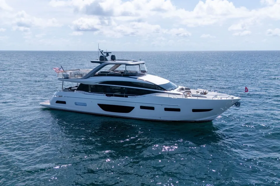 Lady M, 2020 Princess Y85, photo 1