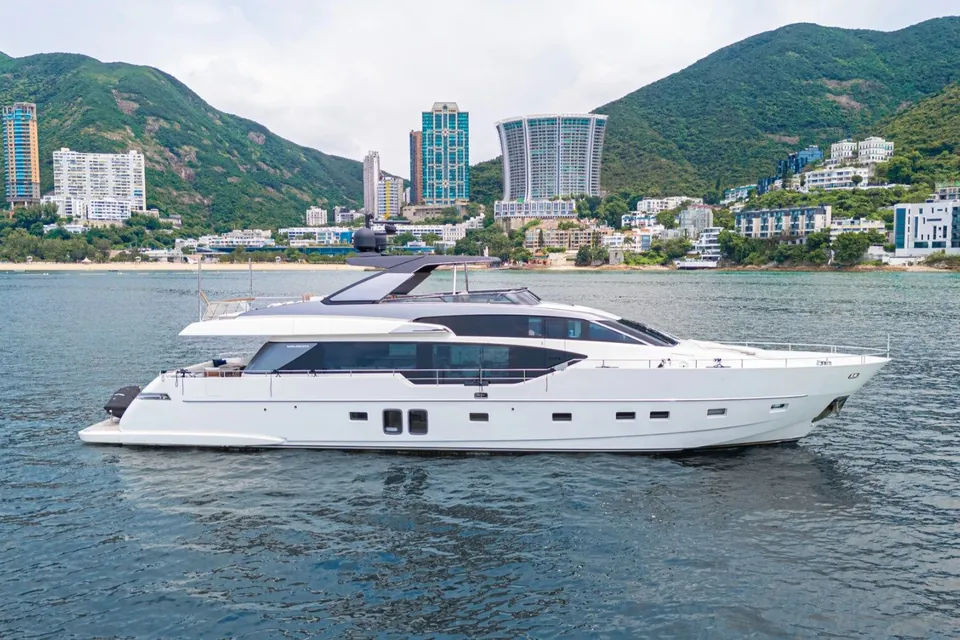 TNT Leisure, 2019 Sanlorenzo SL86, photo 2