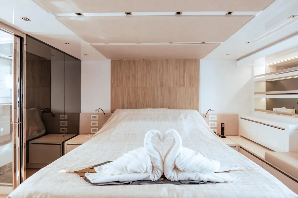 TNT Leisure, 2019 Sanlorenzo SL86, photo 13