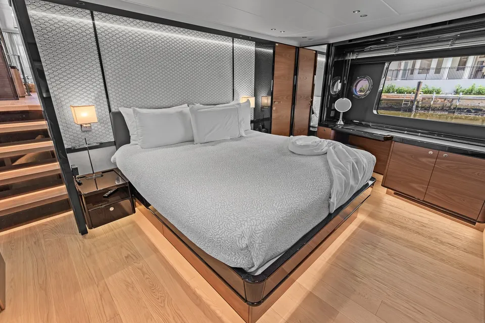 R Boat, 2023 Absolute Yachts Navetta 75, photo 25