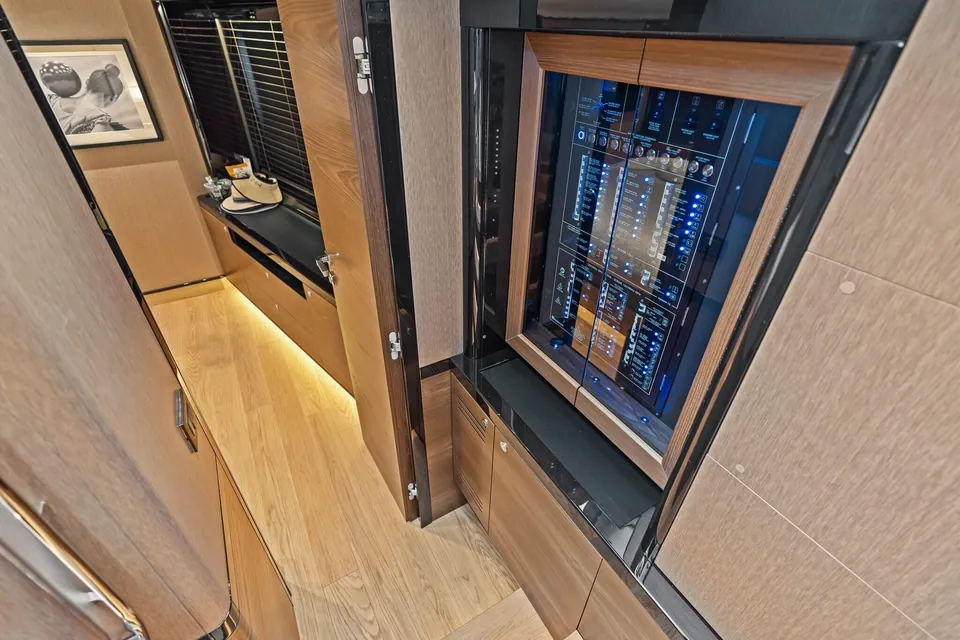 R Boat, 2023 Absolute Yachts Navetta 75, photo 34