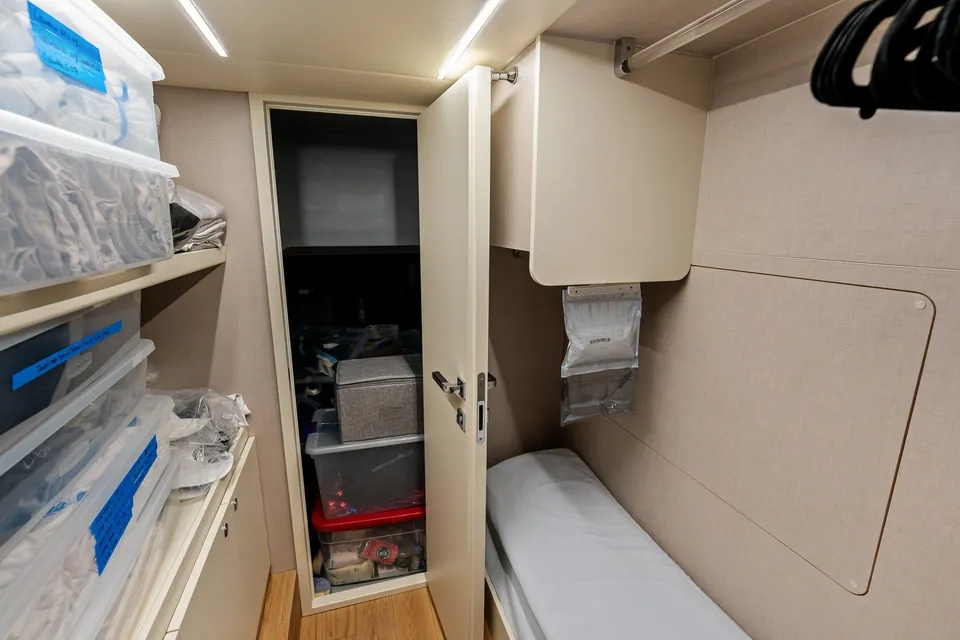 R Boat, 2023 Absolute Yachts Navetta 75, photo 51