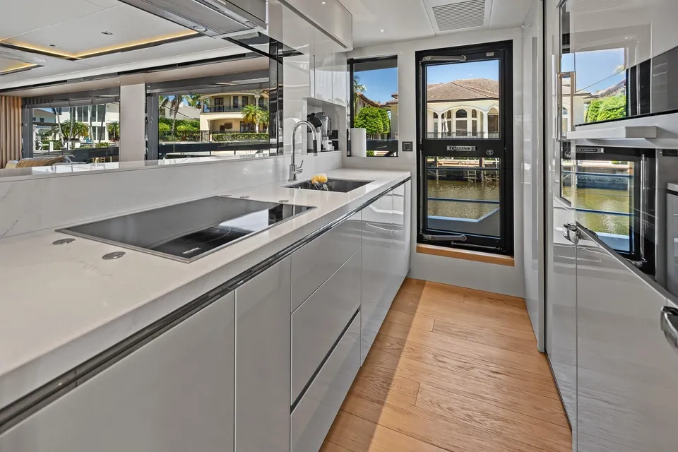R Boat, 2023 Absolute Yachts Navetta 75, photo 105