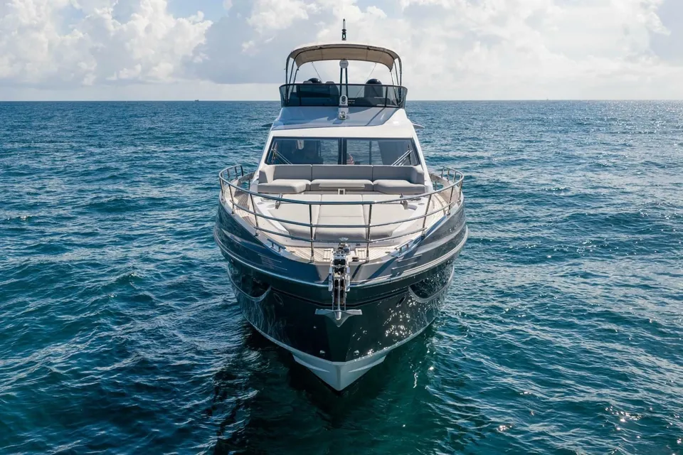 A Checkered Past, 2024 Azimut S7, photo 8