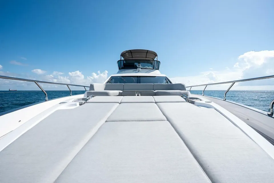 A Checkered Past, 2024 Azimut S7, photo 9