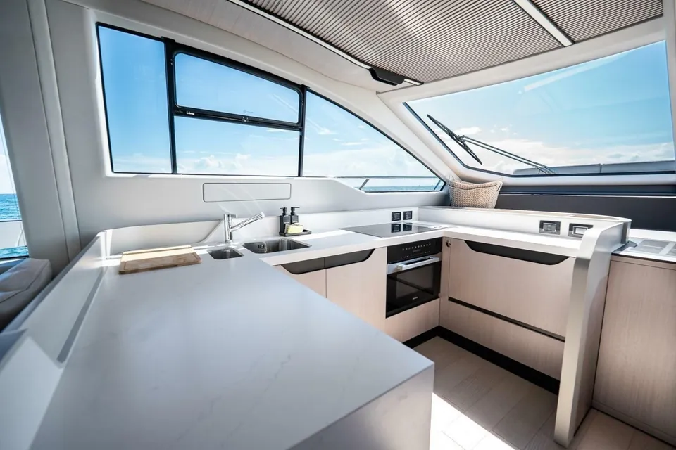 A Checkered Past, 2024 Azimut S7, photo 14