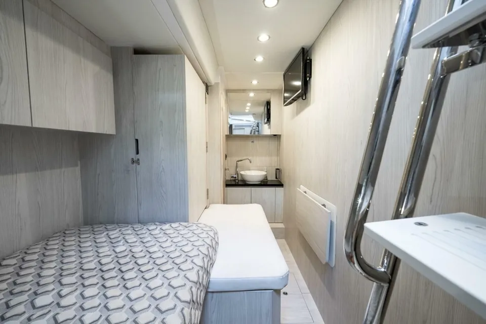 A Checkered Past, 2024 Azimut S7, photo 61