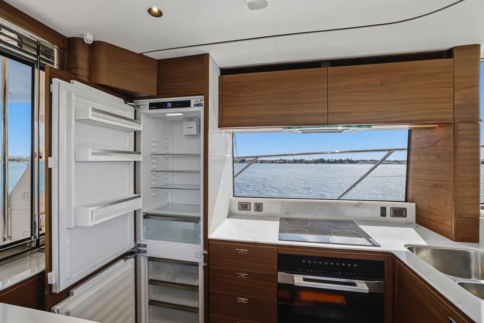 2026 Princess F65, photo 67
