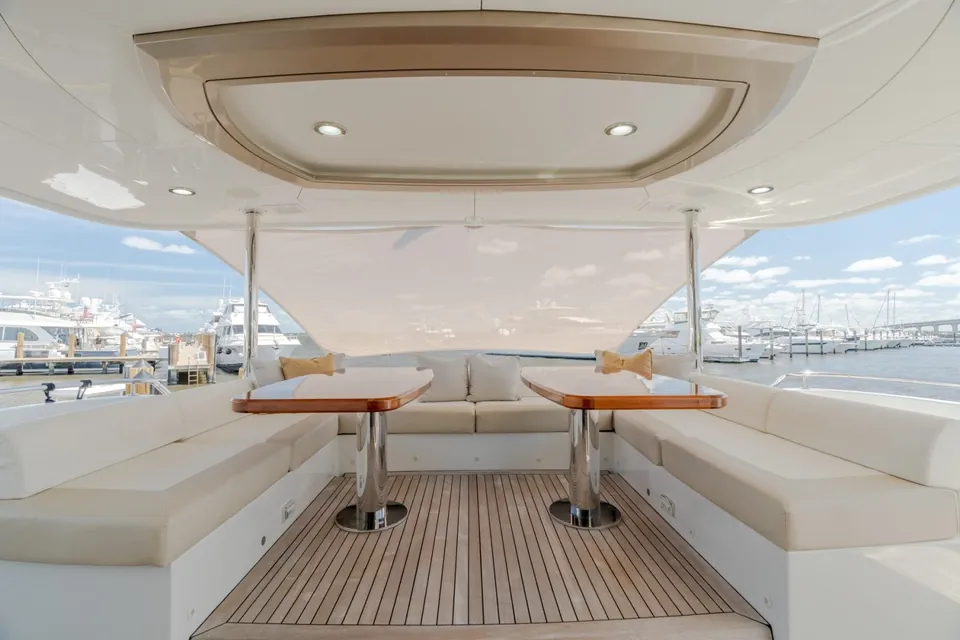 Zephyr, 2019 Ocean Alexander 100 Motoryacht, photo 11