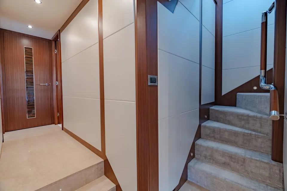 Zephyr, 2019 Ocean Alexander 100 Motoryacht, photo 12