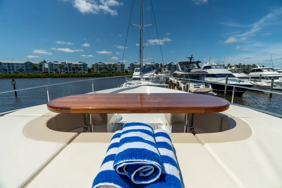 Zephyr, 2019 Ocean Alexander 100 Motoryacht, photo 20