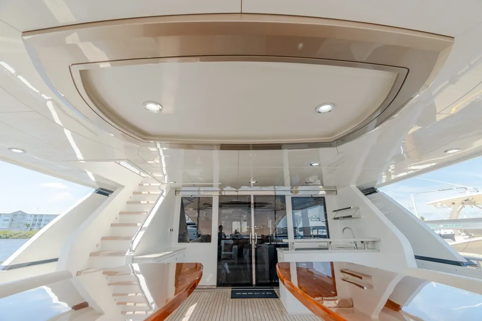 Zephyr, 2019 Ocean Alexander 100 Motoryacht, photo 21
