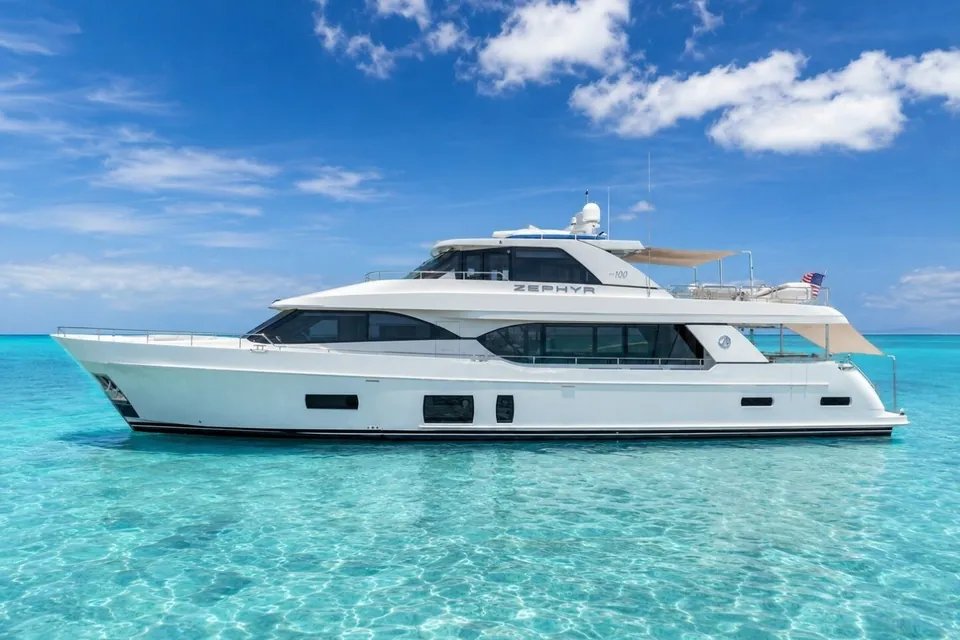 Zephyr, 2019 Ocean Alexander 100 Motoryacht, photo 1