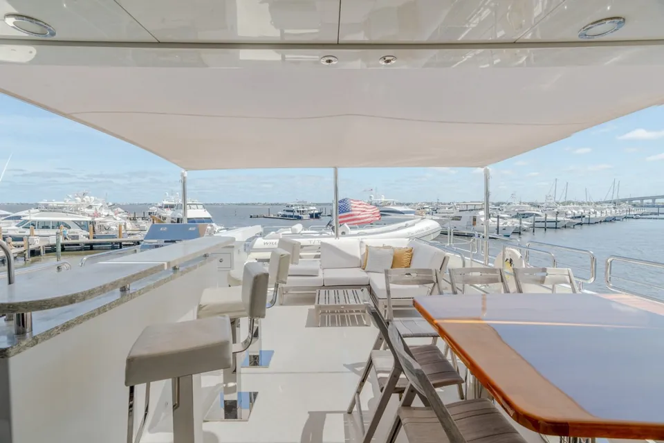 Zephyr, 2019 Ocean Alexander 100 Motoryacht, photo 27