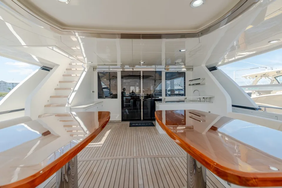 Zephyr, 2019 Ocean Alexander 100 Motoryacht, photo 28