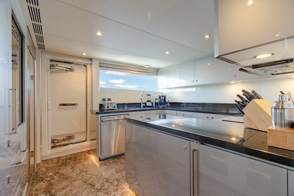 Zephyr, 2019 Ocean Alexander 100 Motoryacht, photo 65