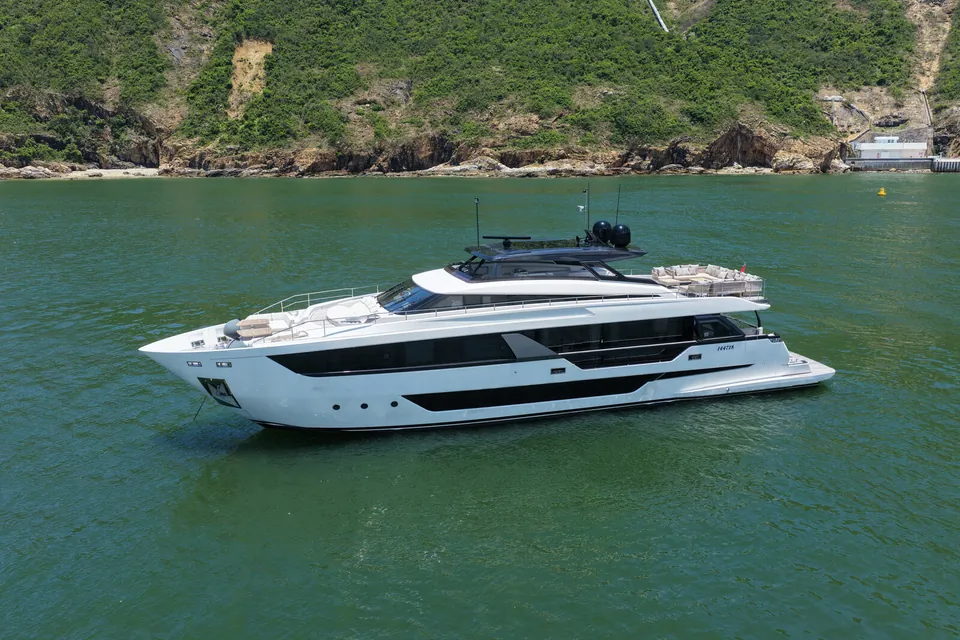 2022 Ferretti 1000, photo 3
