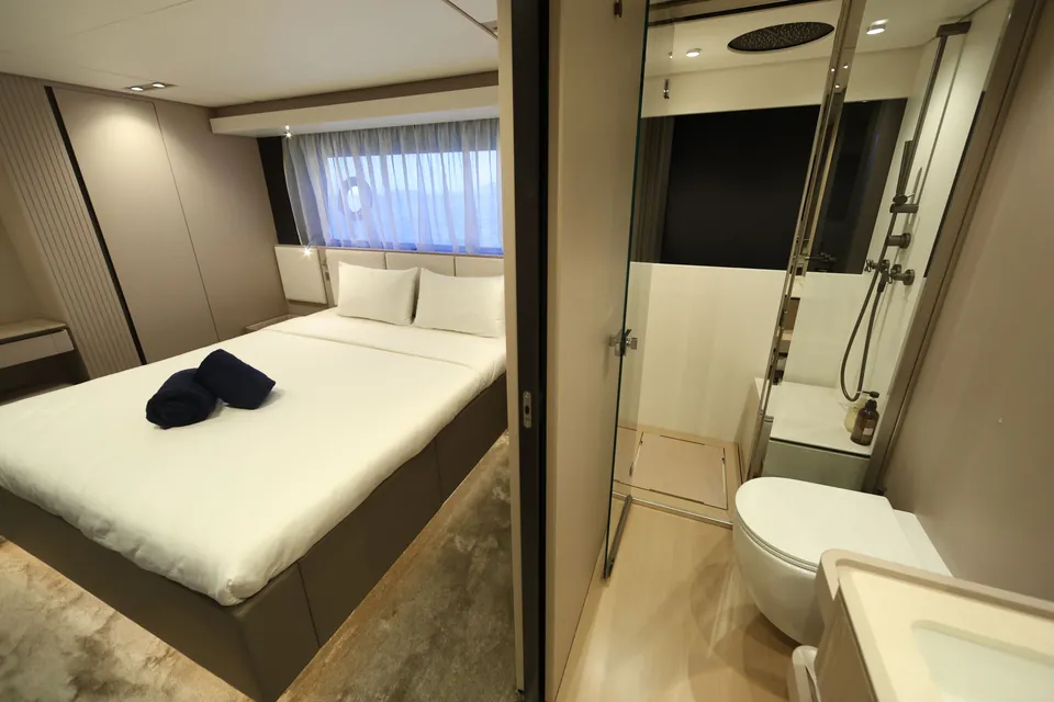 2022 Ferretti 1000, photo 44
