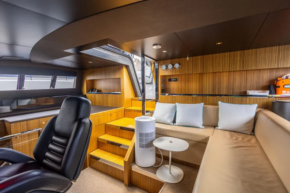 2018 Riva 100 Corsaro, photo 17