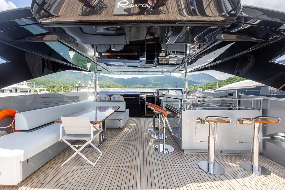 2018 Riva 100 Corsaro, photo 19