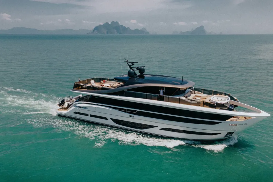 2022 Princess X95, photo 1