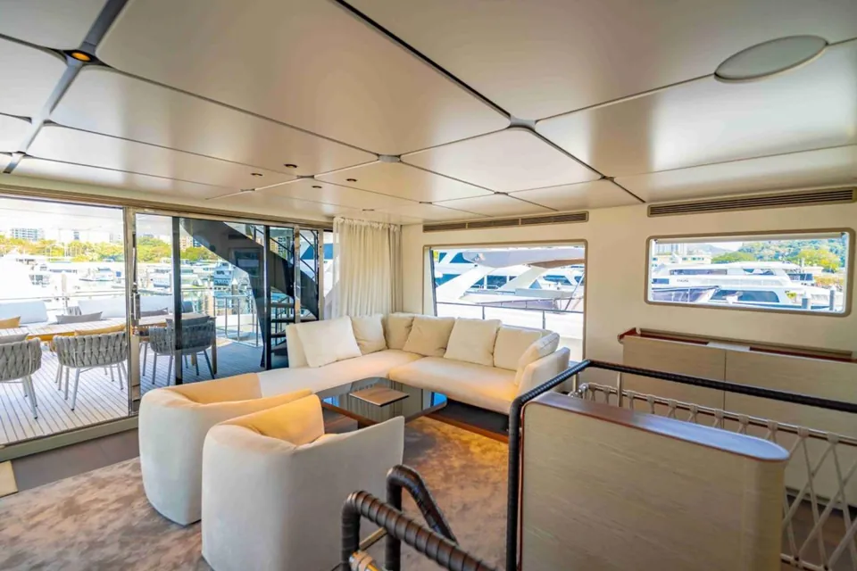 2024 Custom Line Navetta 30, photo 7
