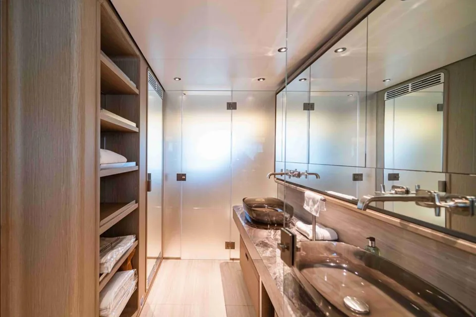 2024 Custom Line Navetta 30, photo 25