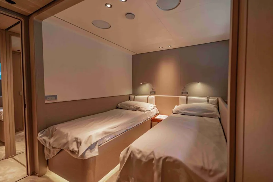 2024 Custom Line Navetta 30, photo 26
