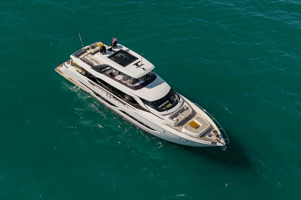 2023 Ferretti 860, photo 7