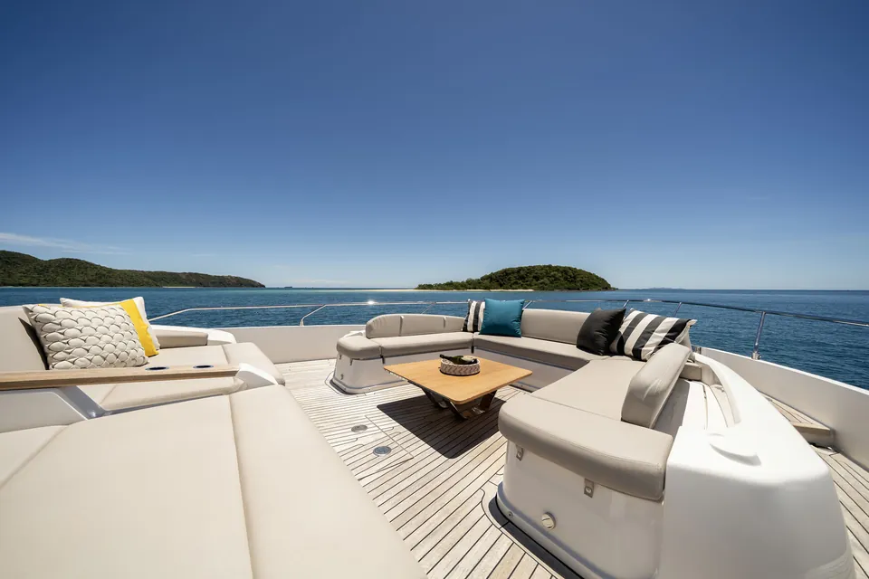 2023 Ferretti 860, photo 16