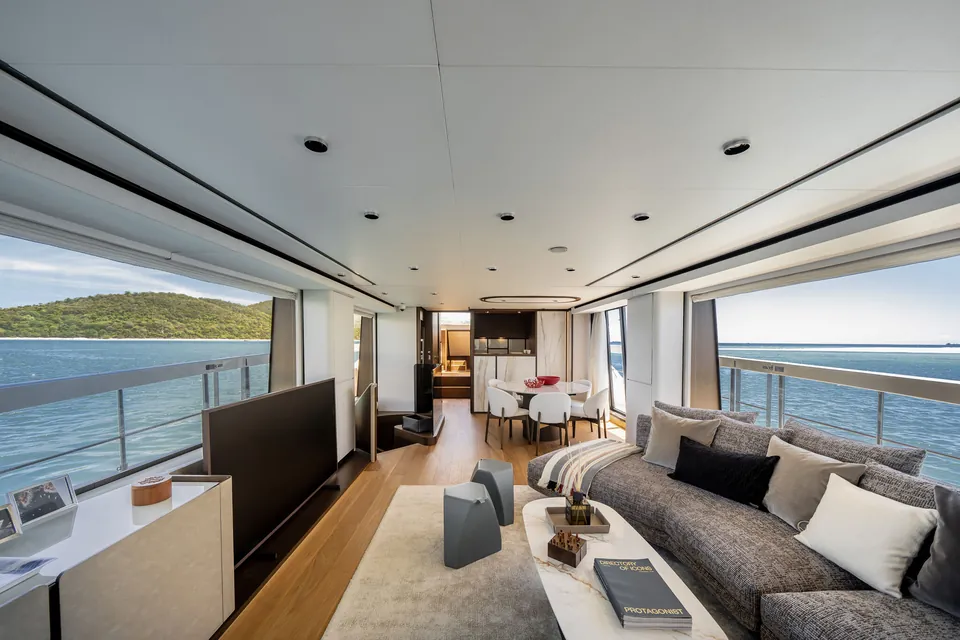 2023 Ferretti 860, photo 32