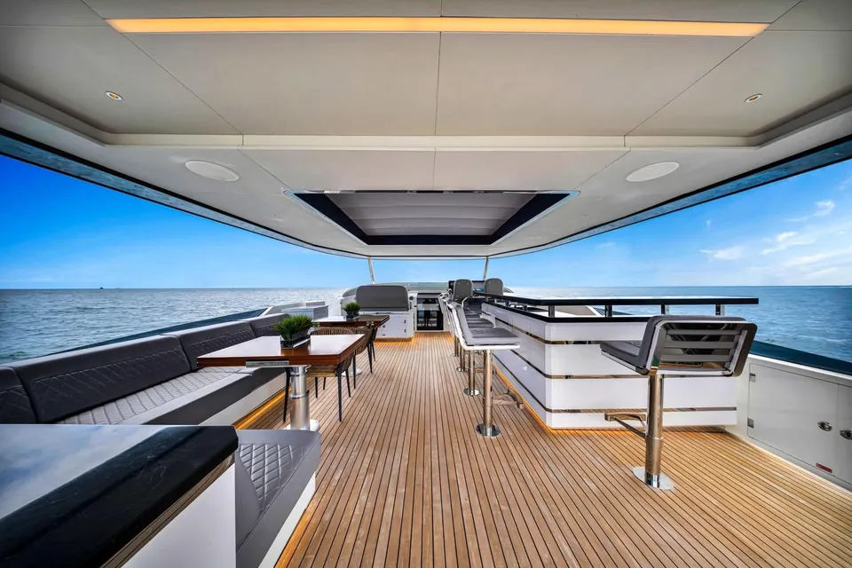 My Way, 2021 Sirena Yachts 88, photo 14