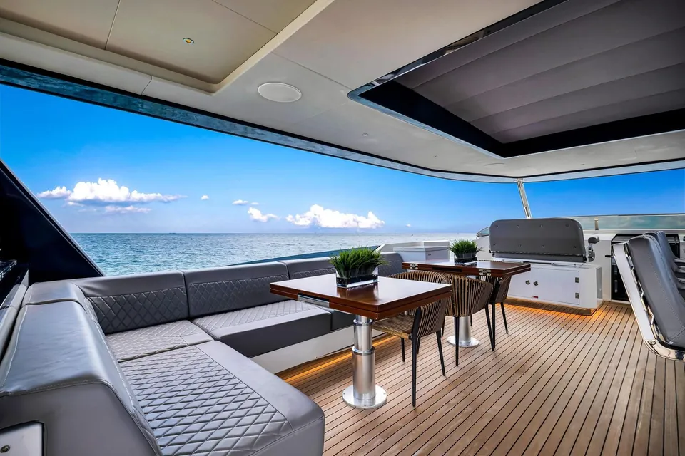 My Way, 2021 Sirena Yachts 88, photo 15