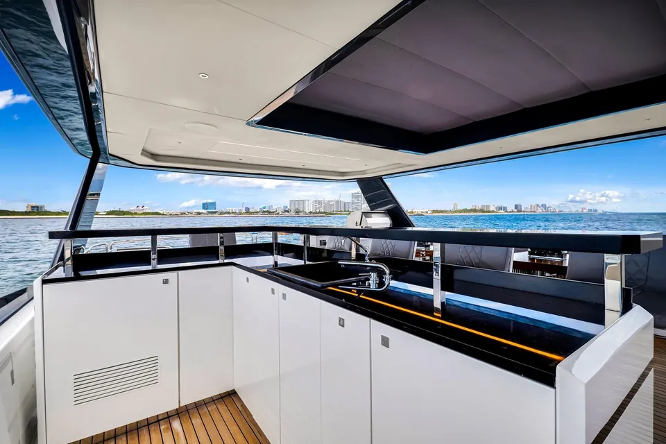 My Way, 2021 Sirena Yachts 88, photo 21