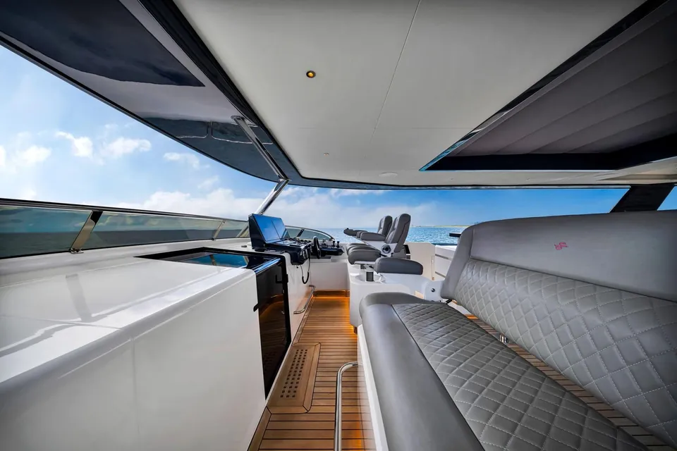 My Way, 2021 Sirena Yachts 88, photo 23