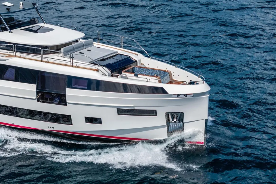 My Way, 2021 Sirena Yachts 88, photo 2
