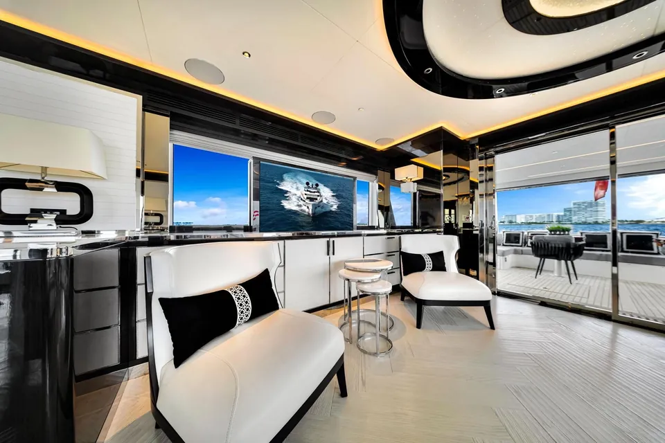 My Way, 2021 Sirena Yachts 88, photo 50