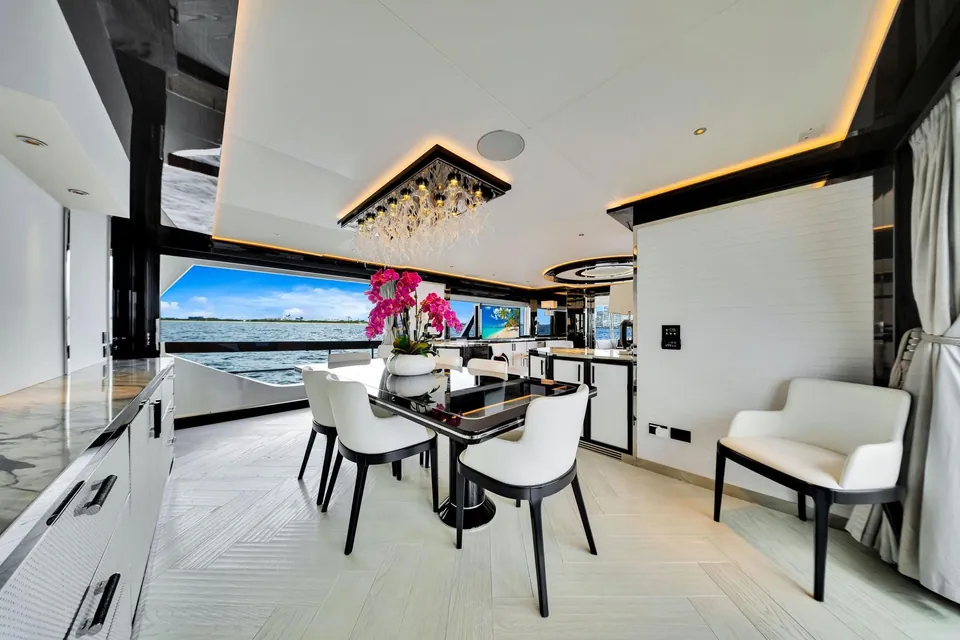 My Way, 2021 Sirena Yachts 88, photo 54