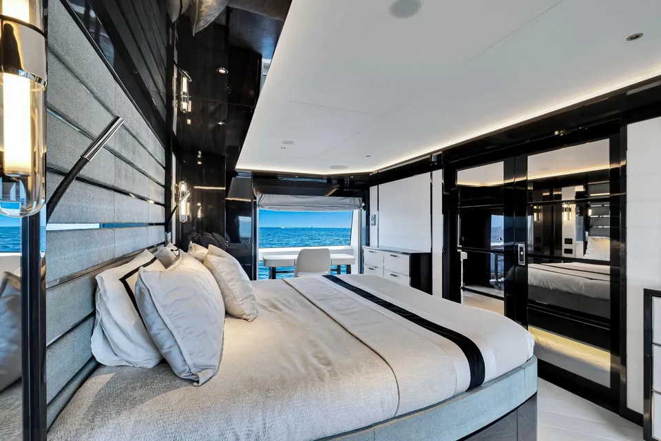 My Way, 2021 Sirena Yachts 88, photo 65