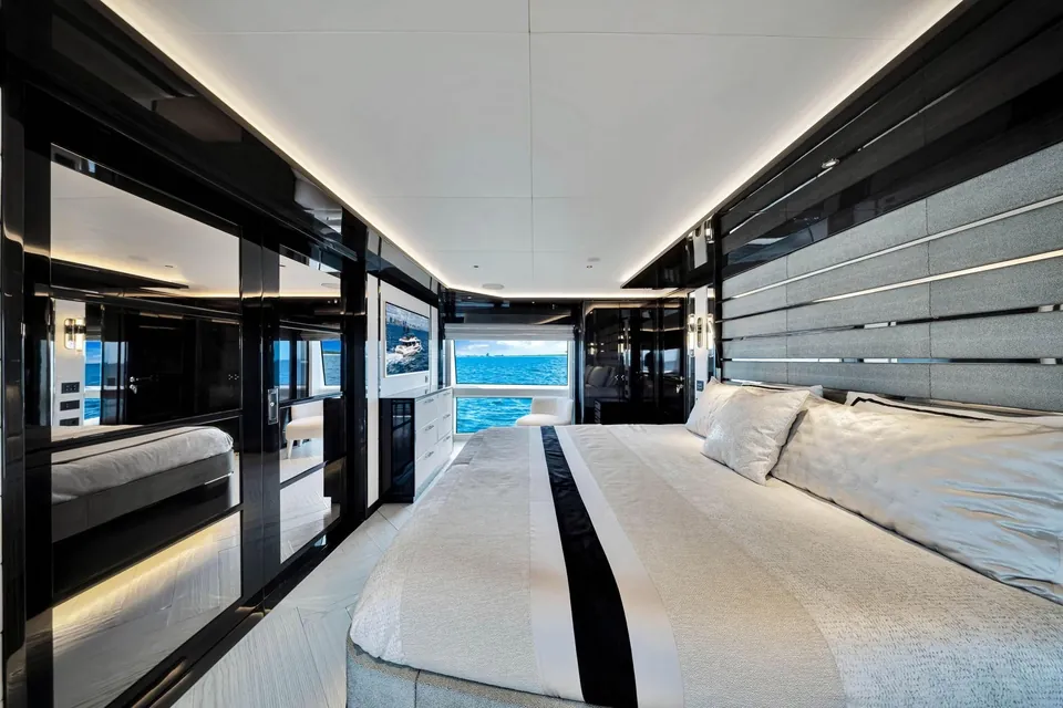 My Way, 2021 Sirena Yachts 88, photo 70