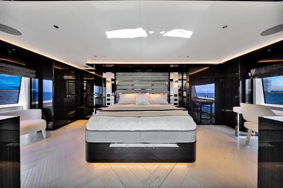 My Way, 2021 Sirena Yachts 88, photo 72
