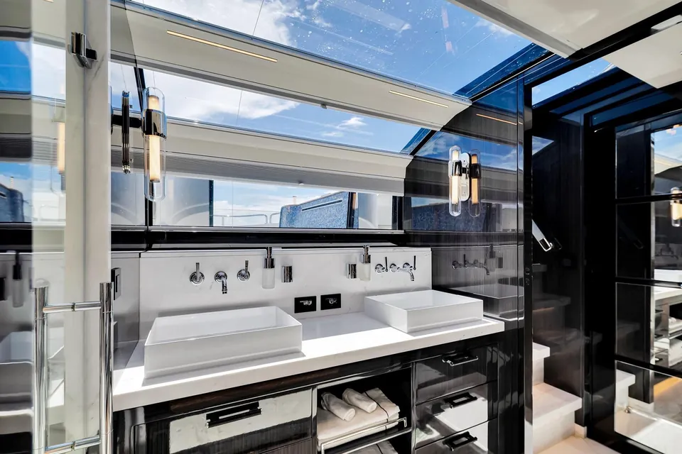 My Way, 2021 Sirena Yachts 88, photo 78