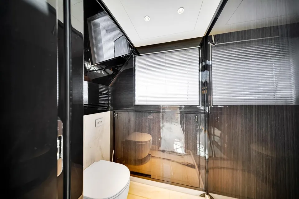 My Way, 2021 Sirena Yachts 88, photo 79