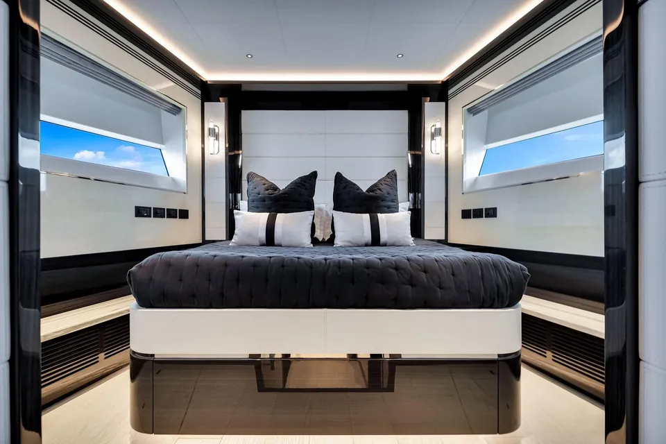 My Way, 2021 Sirena Yachts 88, photo 100