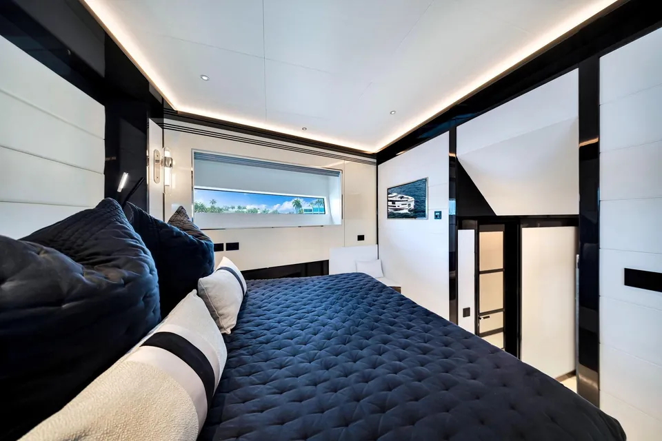 My Way, 2021 Sirena Yachts 88, photo 103