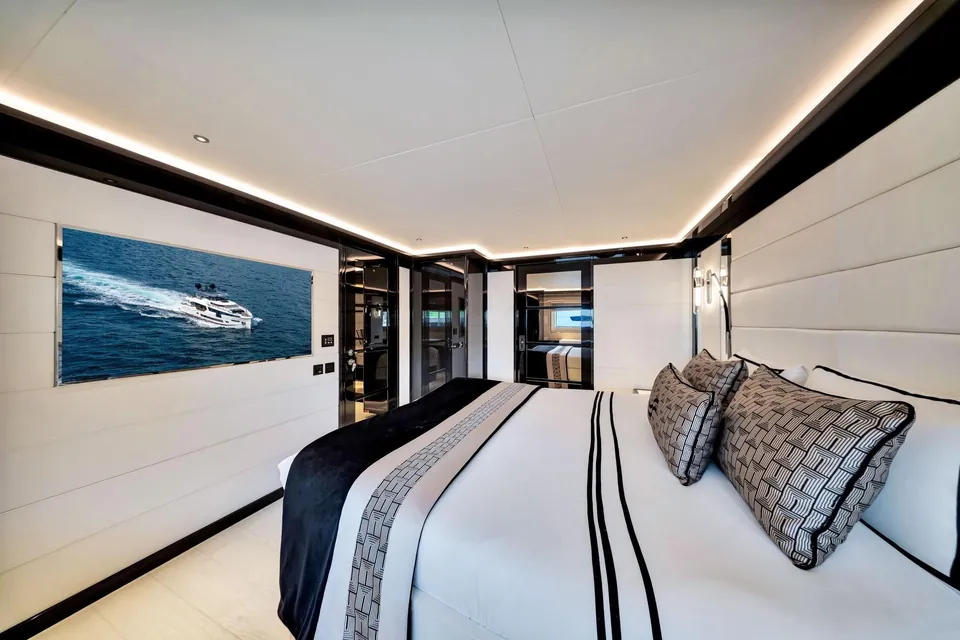 My Way, 2021 Sirena Yachts 88, photo 118